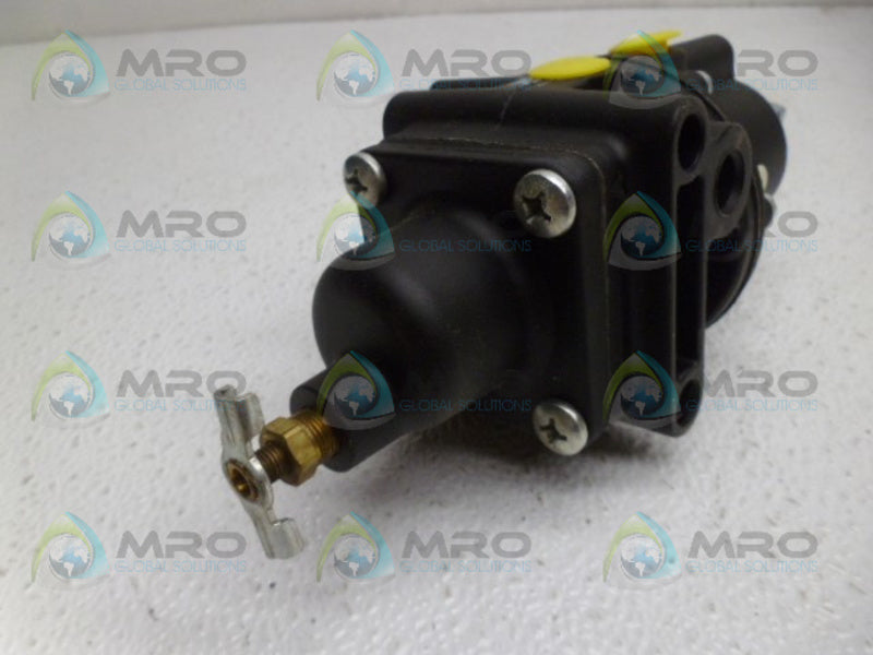 FAIRCHILD 65842 REGULATOR NSMP