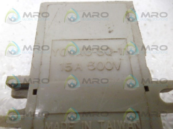 YOUNG SQ-11 RELAY SOCKET UNMP