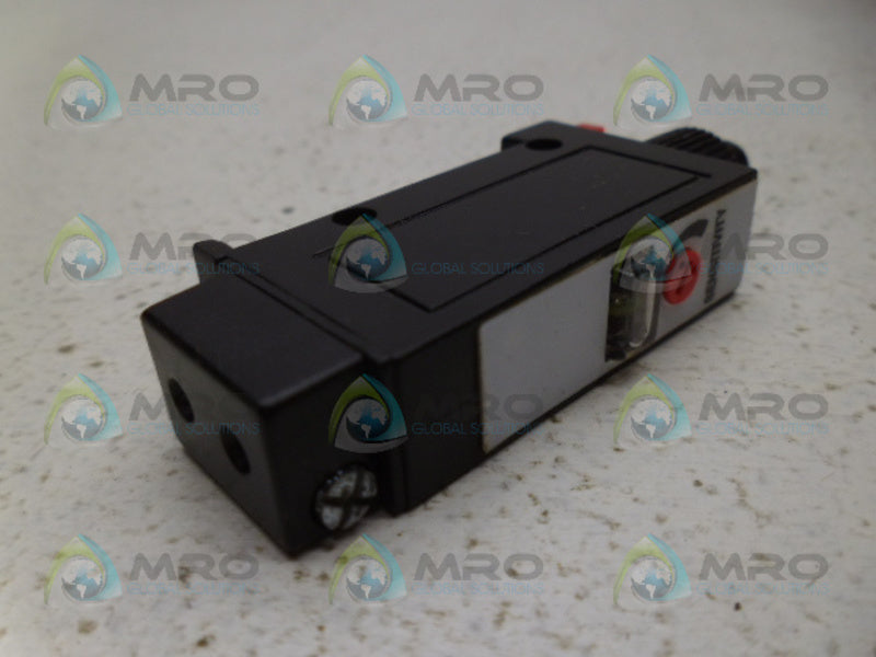 BALLUFF BOS 15K-S-E1-P-S75 PHOTOELECTRIC SENSOR NSNP