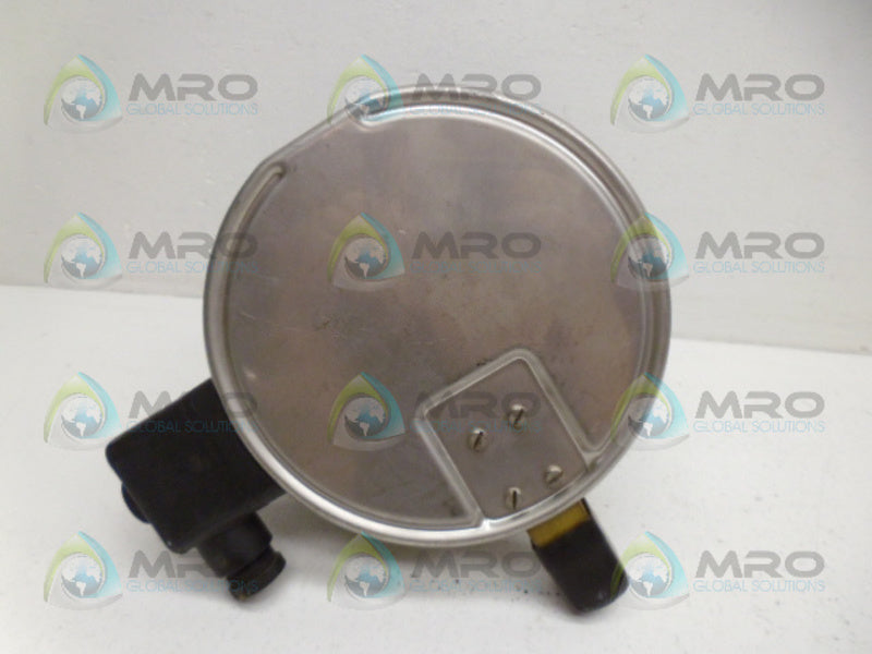 WIKA 212.20.160 PRESSURE GAUGE NSNP