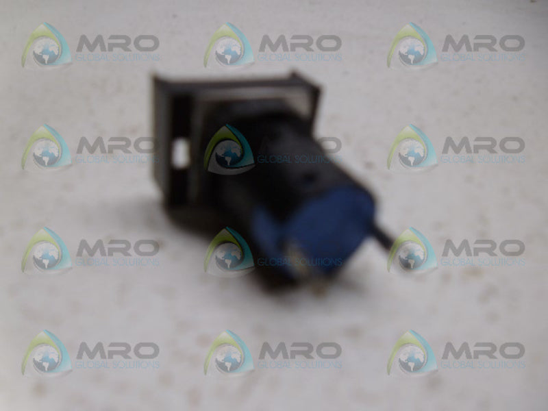 IDEC AL6-P PILOT LIGHT OPERATOR BASE NSNP