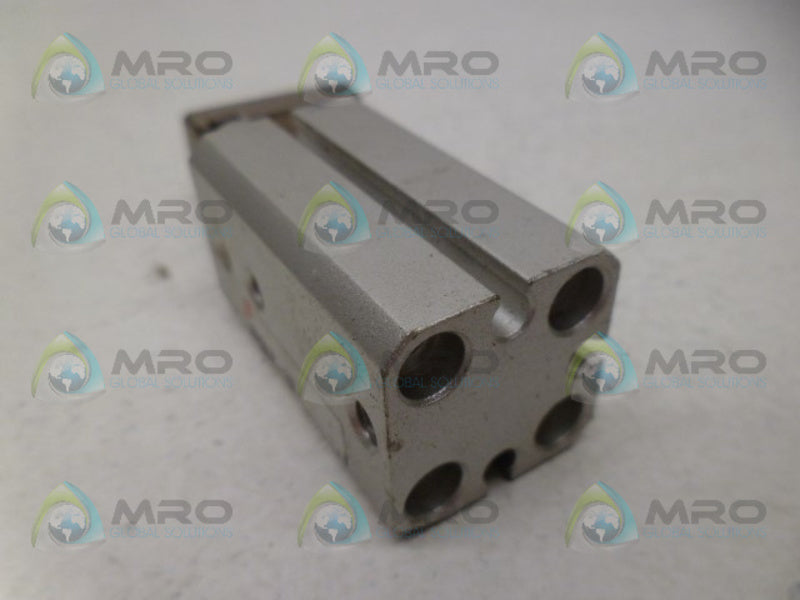 SMC MKB12-10L ROTARY CLAMP CYLINDER NSNP