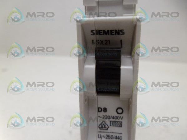 SIEMENS 5SX2108-8 CIRCUIT BREAKER 8A NSNP