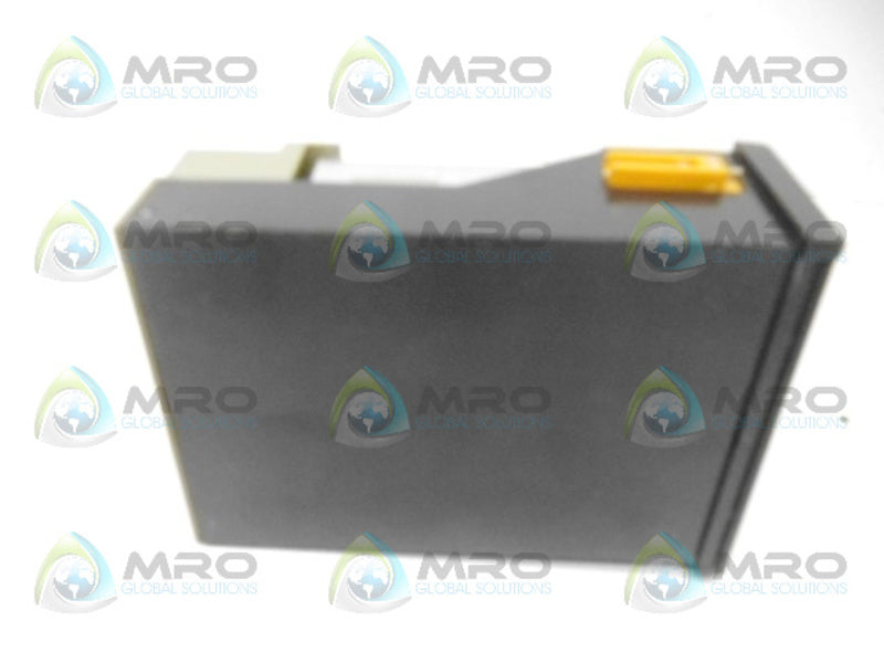EUROTHERM 106-028-40-020-19-59 TEMPERATURE CONTROL UNMP