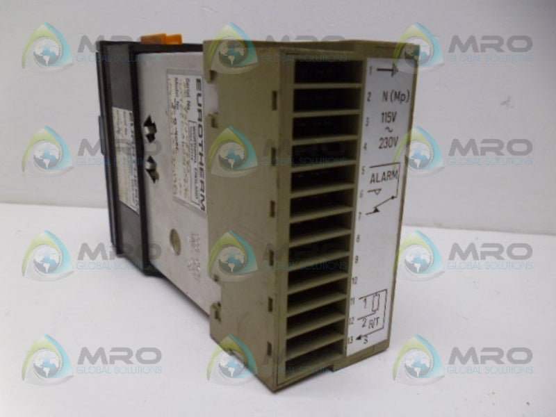 EUROTHERM 106-028-40-020-19-59 TEMPERATURE CONTROL UNMP