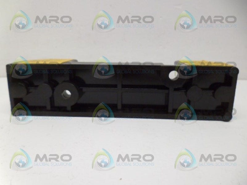 BUSS R60030-1CR FUSE HOLDER UNMP