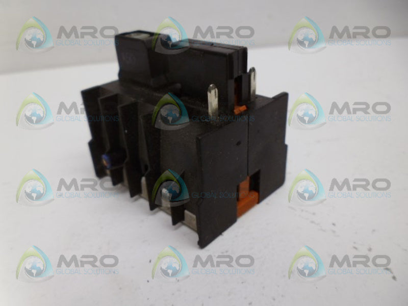 SIEMENS 3TX4401-1A CONTACT BLOCK UNMP