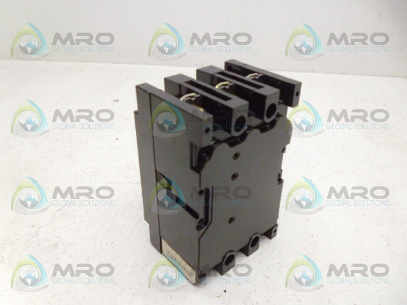 FUJI ELECTRIC SA33 CIRCUIT BREAKER 3P 3A NSMP