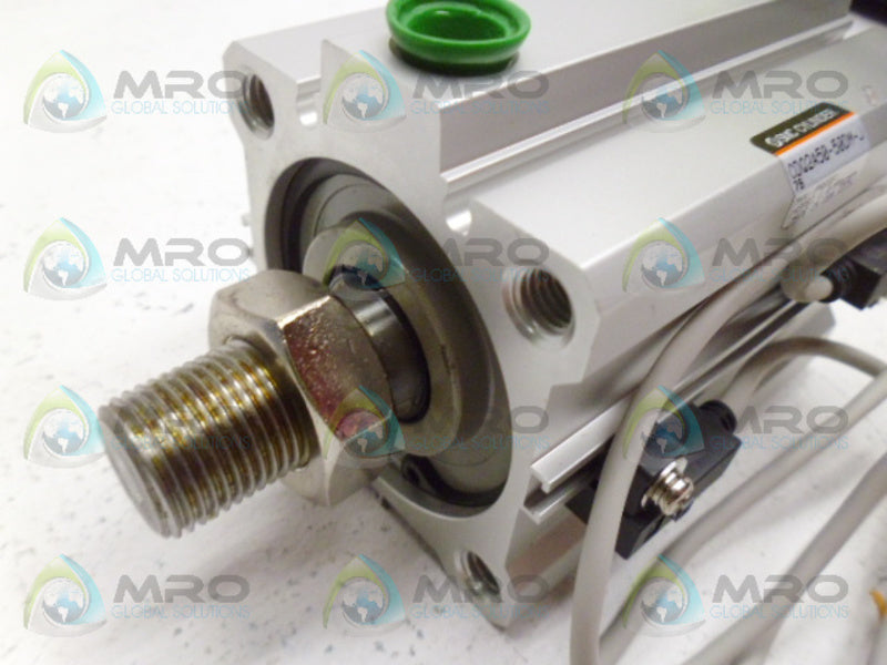 SMC CDQ2A50-50DM-J79 COMPACT CYLINDER NSNP