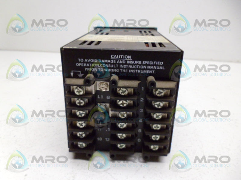 HONEYWELL DC3002-0-41B-1-DIN-0111 TEMPERATURE CONTROL UNMP