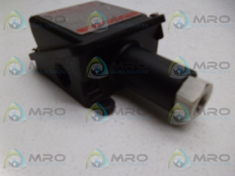 UNITED ELECTRIC H117-702 PRESSURE SWITCH NSNP
