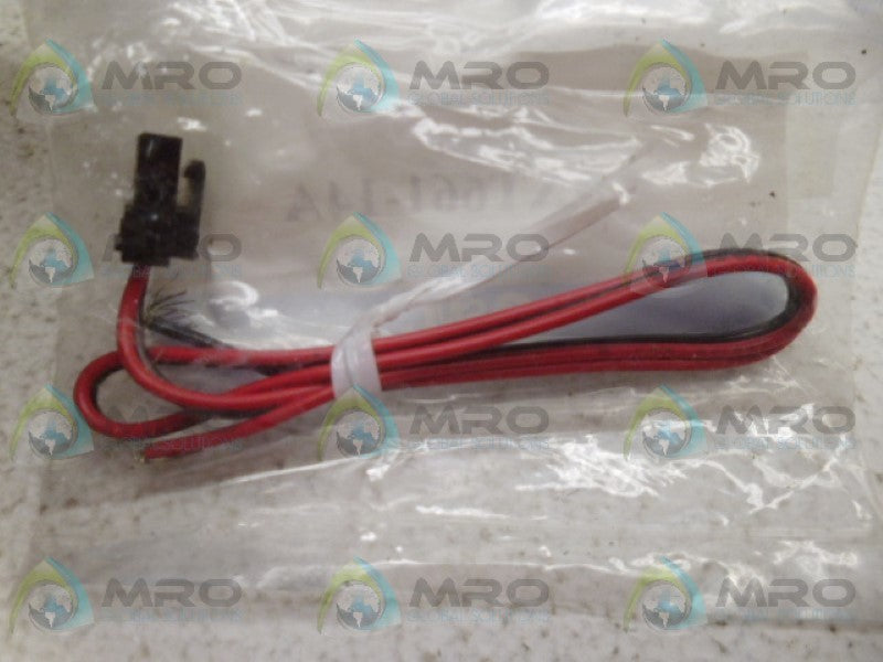 SMC AXT661-14A PLUG CONNECTOR ASSEMBLY NSMP