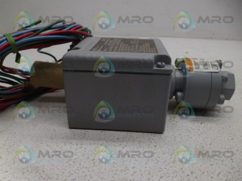 ITT 100P47C6ABR PRESSURE SWITCH NSNP