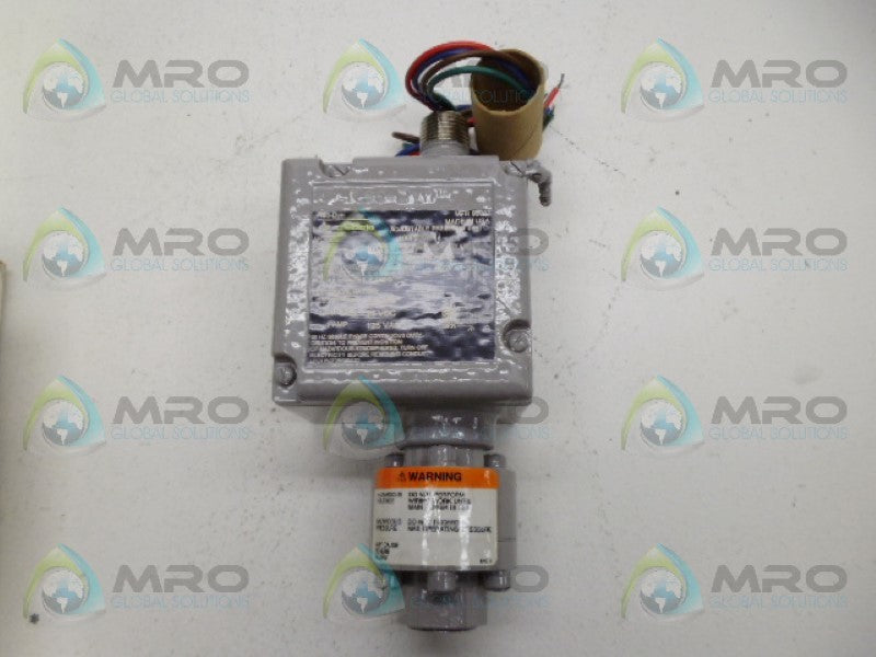 ITT 100P55C6MA PRESSURE SWITCH NSMP