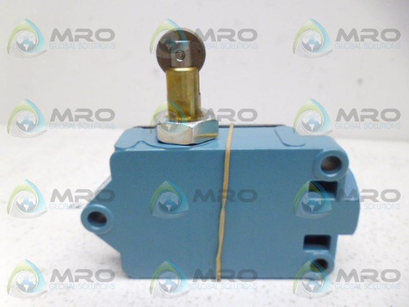 MICRO SWITCH BAF1-2RQ9-RH LIMIT SWITCH NSMP