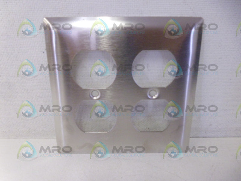 COOPER P-S 302 WALLPLATE NSNP