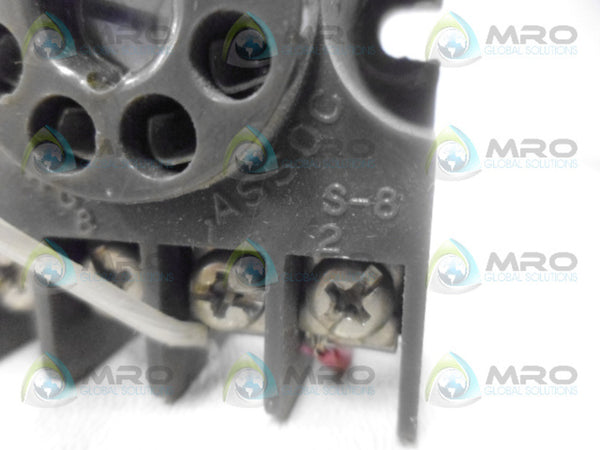 YOUNG S-8 RELAY SOCKET 10A UNMP