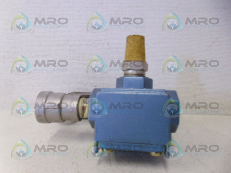MAC 55B-11-PE-111JD VALVE UNMP