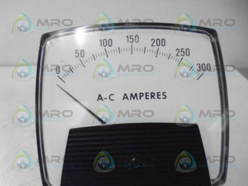 GENERAL ELECTRIC 250400HE PANEL METER 0-300A NSMP