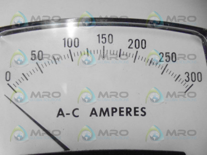 GENERAL ELECTRIC 250400HE PANEL METER 0-300A NSMP