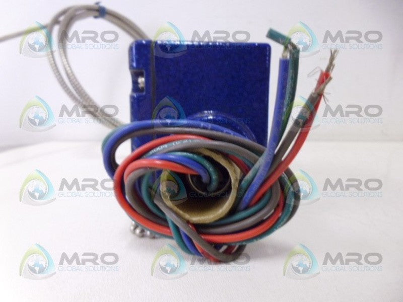 ITT 100TC5HC6 ADJUSTABLE TEMPERATURE SWITCH NSNP