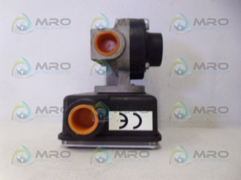 UFM 09GLM-6-1000V.9-A1NR FLOW METER NSNP