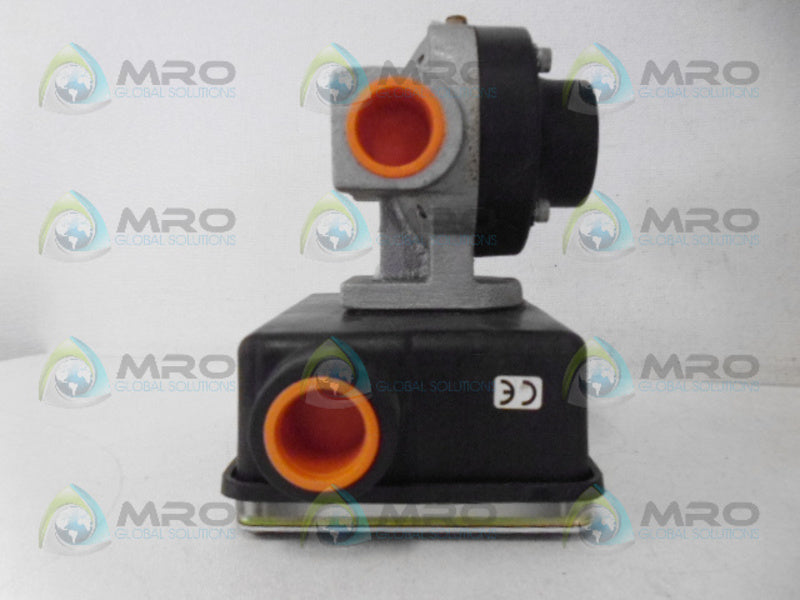 UFM 05GM-6-500V.9-A1WR FLOW METER NSNP