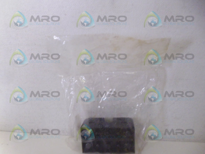 GOULD SHAWMUT 30322RAB FUSE BLOCK NSNP