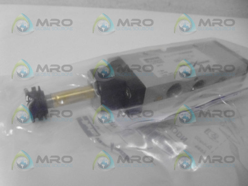 PARKER P2LBX512ESNDDN CONTROL VALVE NSMP