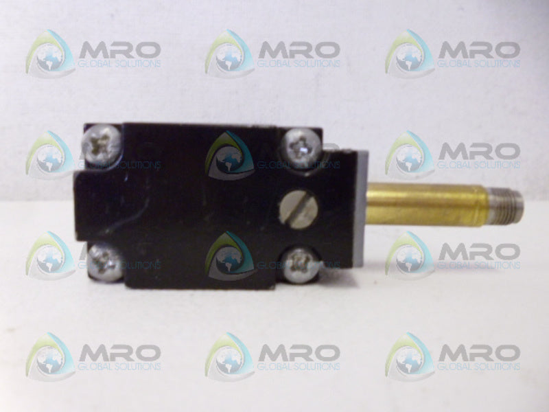 COMPAIR 8D502-032 VALVE UNMP