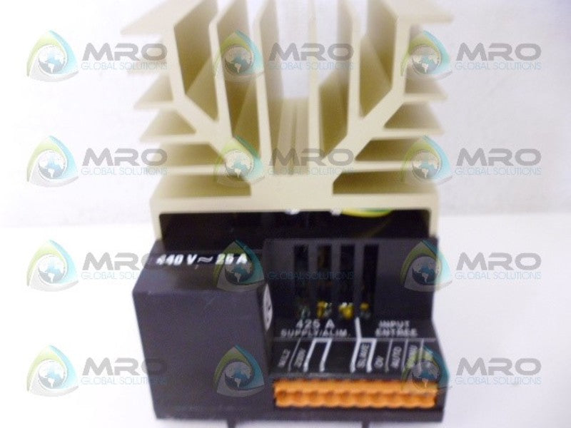 EUROTHERM 425A/25A/440V/220V240/4mA20/FC/96/00 NSNP