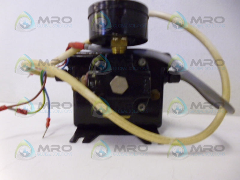 WATSON SMITH 440 53871600 PNEUMATIC CONVERTER 0-100 PSI UNMP