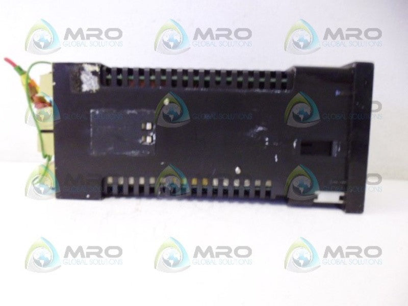 EUROTHERM 820-133-273-170-612-412-512 TEMPERATURE CONTROLLER UNMP