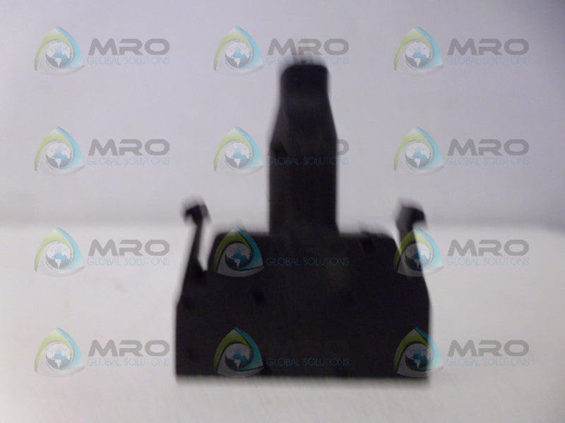 INDUSTRIAL SPARE PART 800E-3N5W SER. A CONTACT BLOCK UNMP