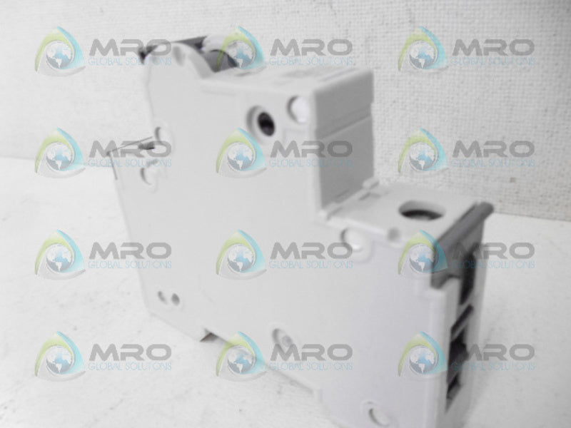 SIEMENS 5SY4110-7 * NEW NO BOX *