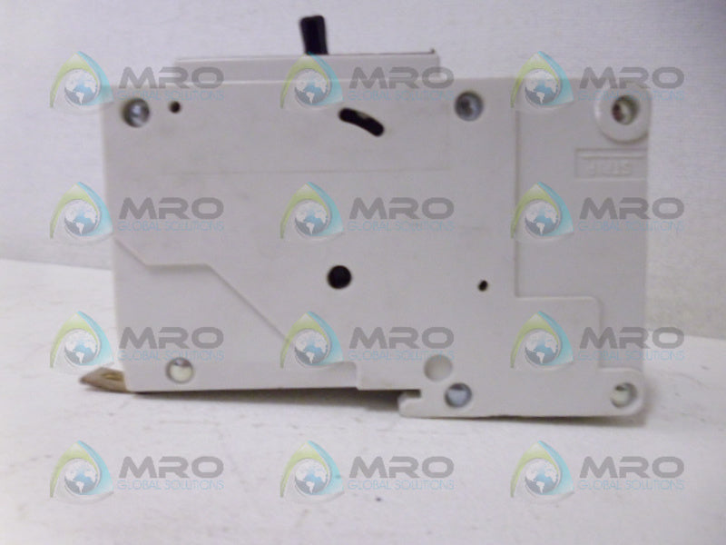 SIEMENS NGB2B070 CIRCUIT BREAKER 2P 70A *USED*