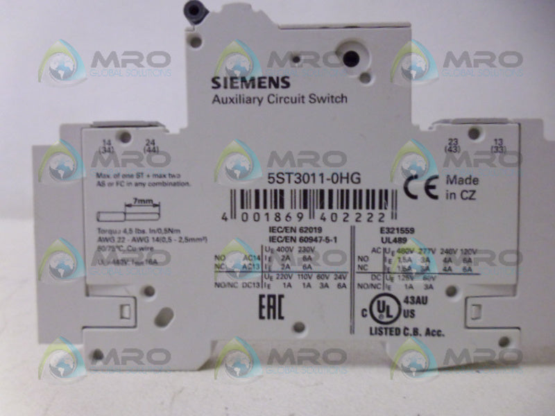SIEMENS 5ST3011-0HG AUXILARY CIRCUIT SWITCH NSNP