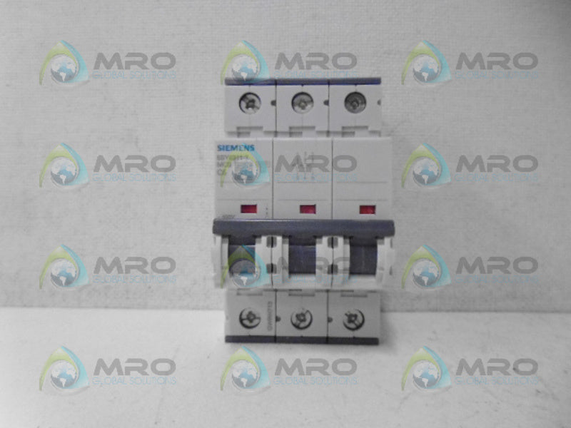 SIEMENS 5SY6311-7 CIRCUIT BREAKER 3P 5A *NEW NO BOX*