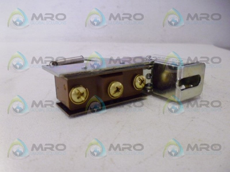 HONEYWELL 133568 AUXILIARY SWITCH *NEW IN BOX*