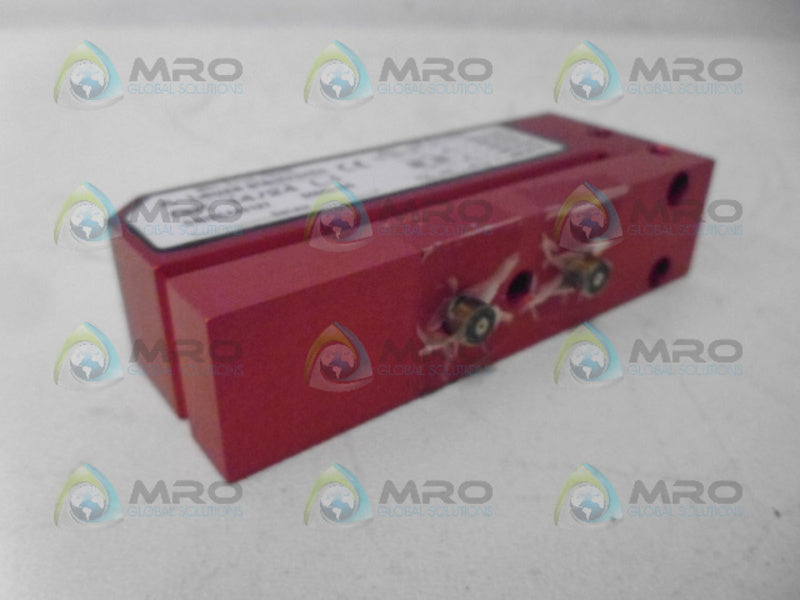 LEUZE GK14/24L.1 CAPACITIVE SENSOR NSMP