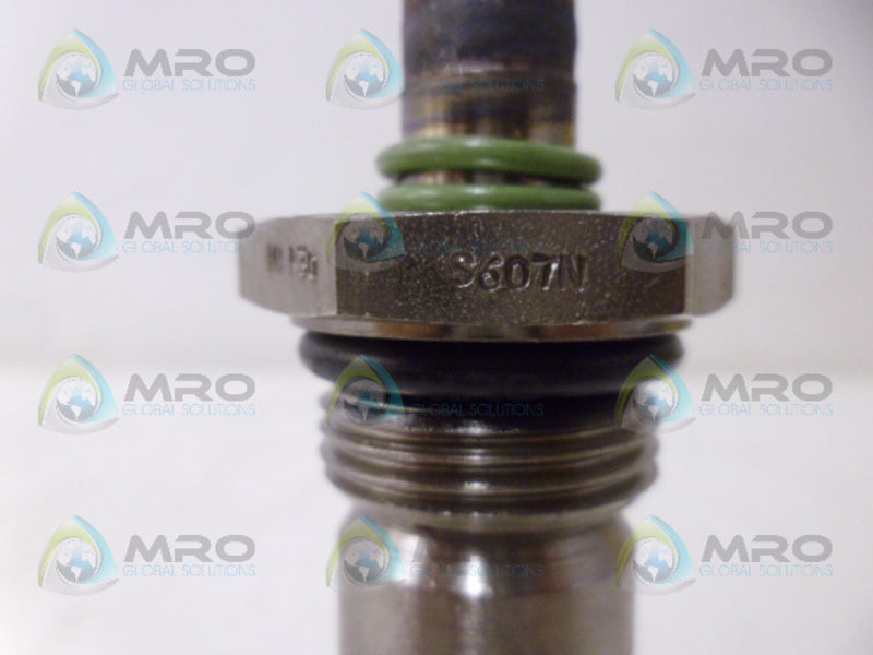 INDUSTRIAL MRO 1HK30 S607N VALVE *NEW NO BOX*