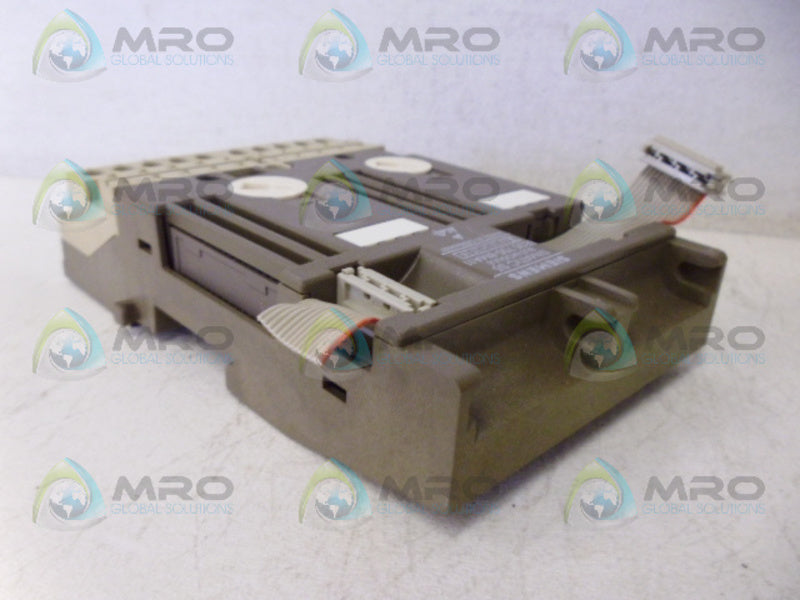 SIEMENS 6ES5 700-8MA11 BUS MODULE (AS PICTURED) UNMP