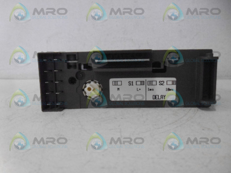 SIEMENS 6ES5433-8MA11 INPUT MODULE UNMP