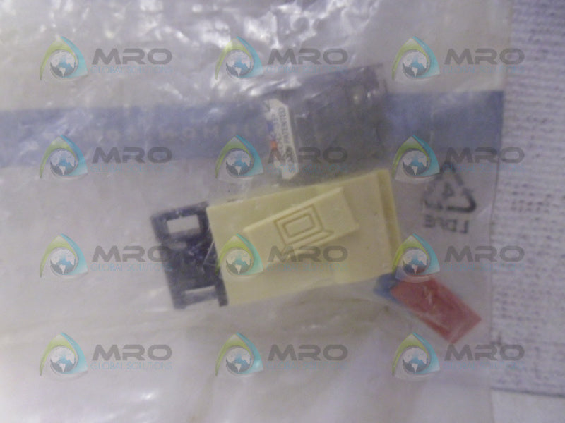 SIEMON MX-U3-20 ANGLED MAX MODULE NSMP