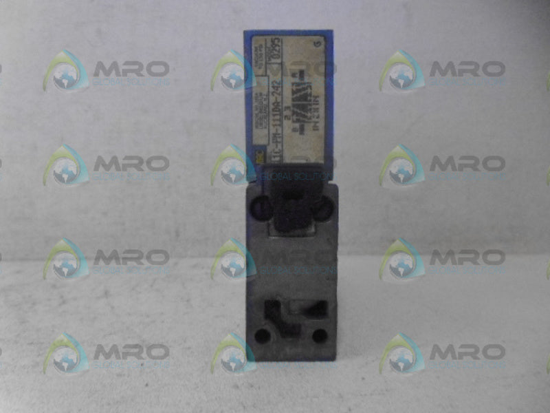 MAC 811C-PM-111DA-242 VALVE UNMP