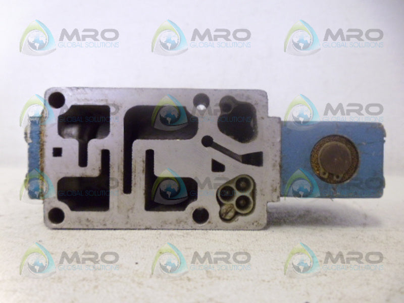 MAC 621-A511-PM-111DA VALVE (AS PICTURED) UNMP