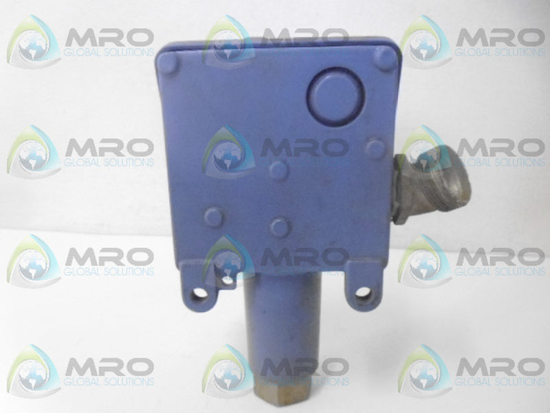 UNITED ELECTRIC H100-701 PRESSURE SWITCH (AS PICTURED) UNMP