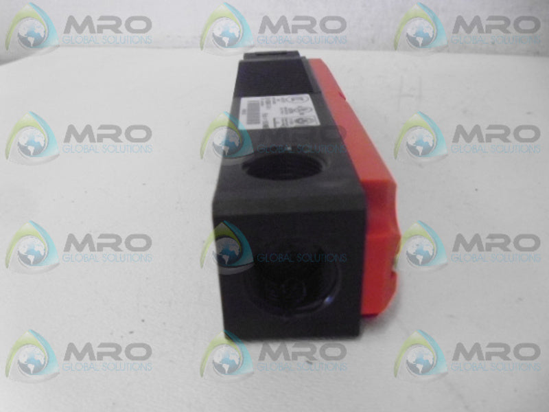 EUCHNER TP4-537AO24M SAFETY SWITCH NSMP