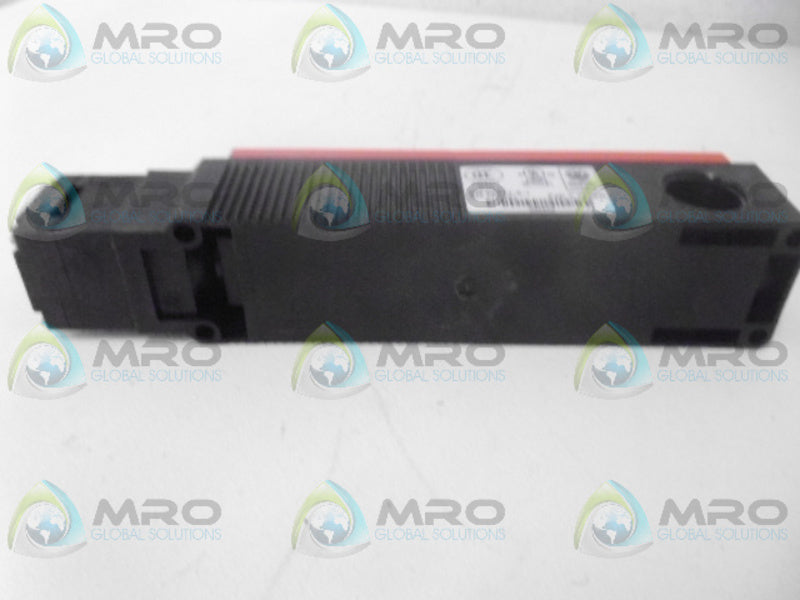 EUCHNER TP4-537AO24M SAFETY SWITCH NSMP