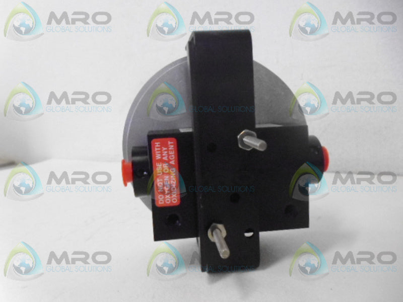 GARDNER DENVER 1201-E1002 GUAGE 15PSI NSNP